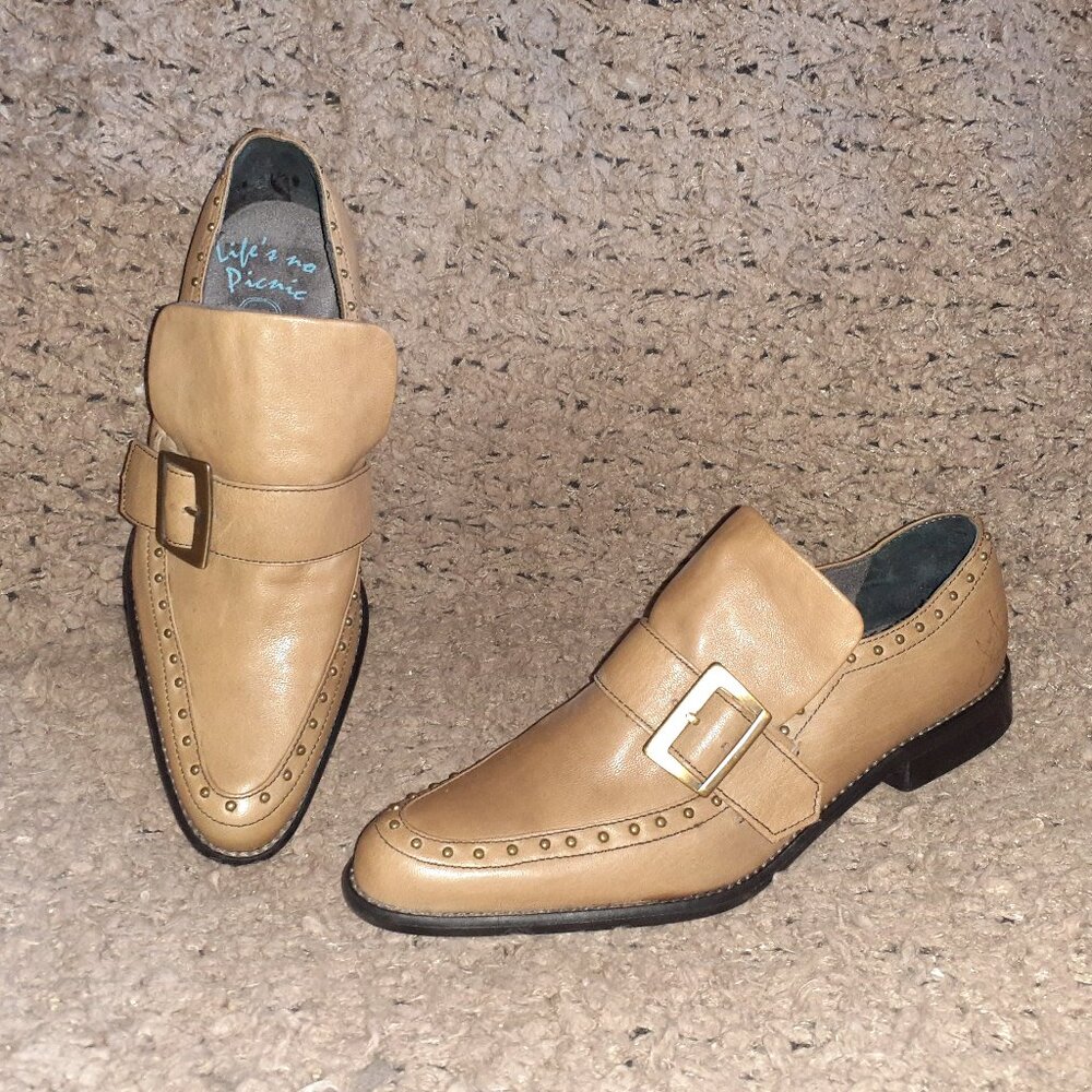JOHN FLUEVOG-Vintage 2007-Picnic Chianti-Studded Monk Strap-Tan Leather-Sz 6-NM